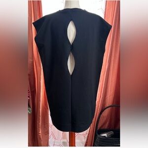 Victoria Sport Black Double Keyhole Back Size M